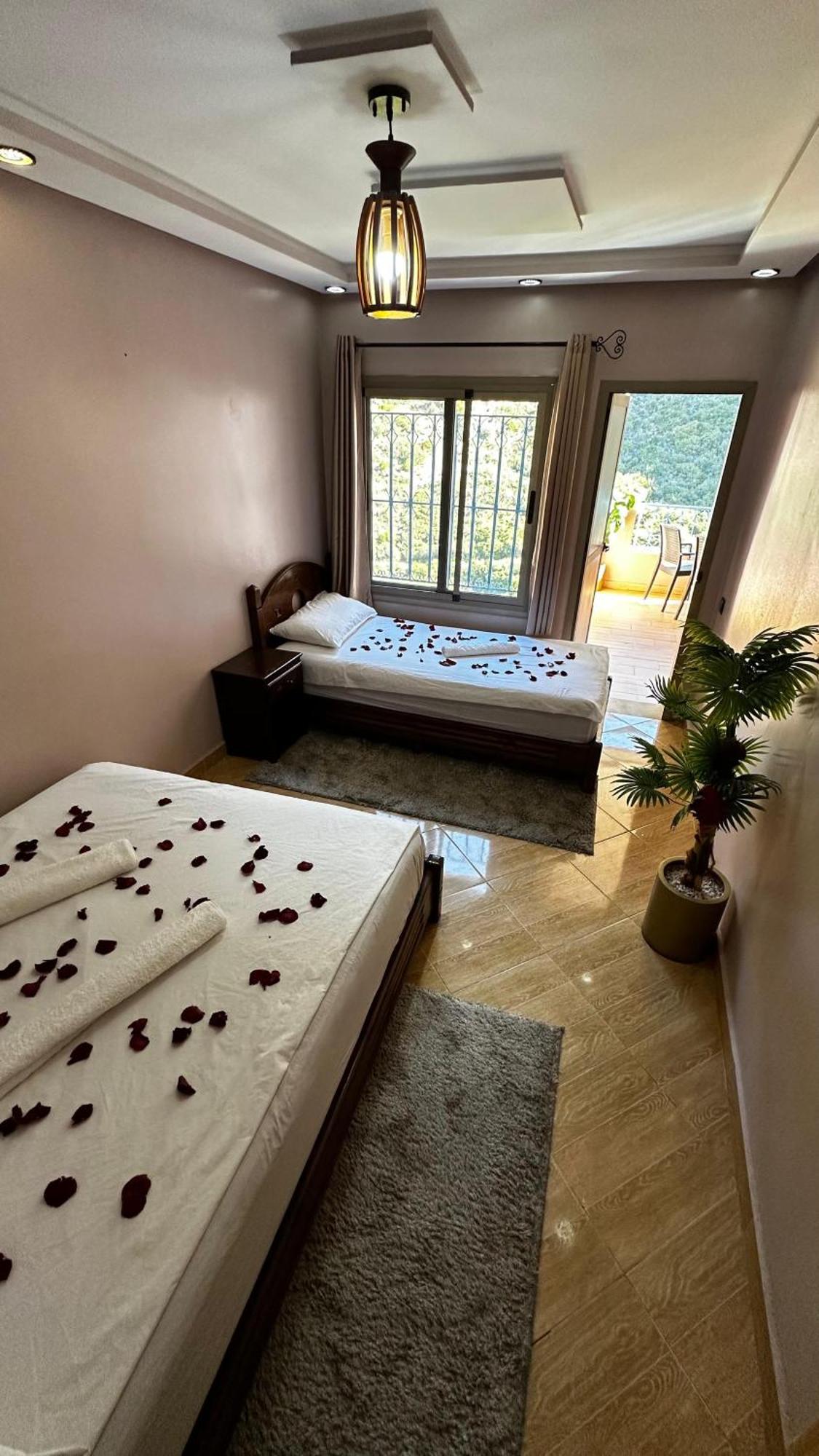 Hotel Nabil Akchour Экстерьер фото
