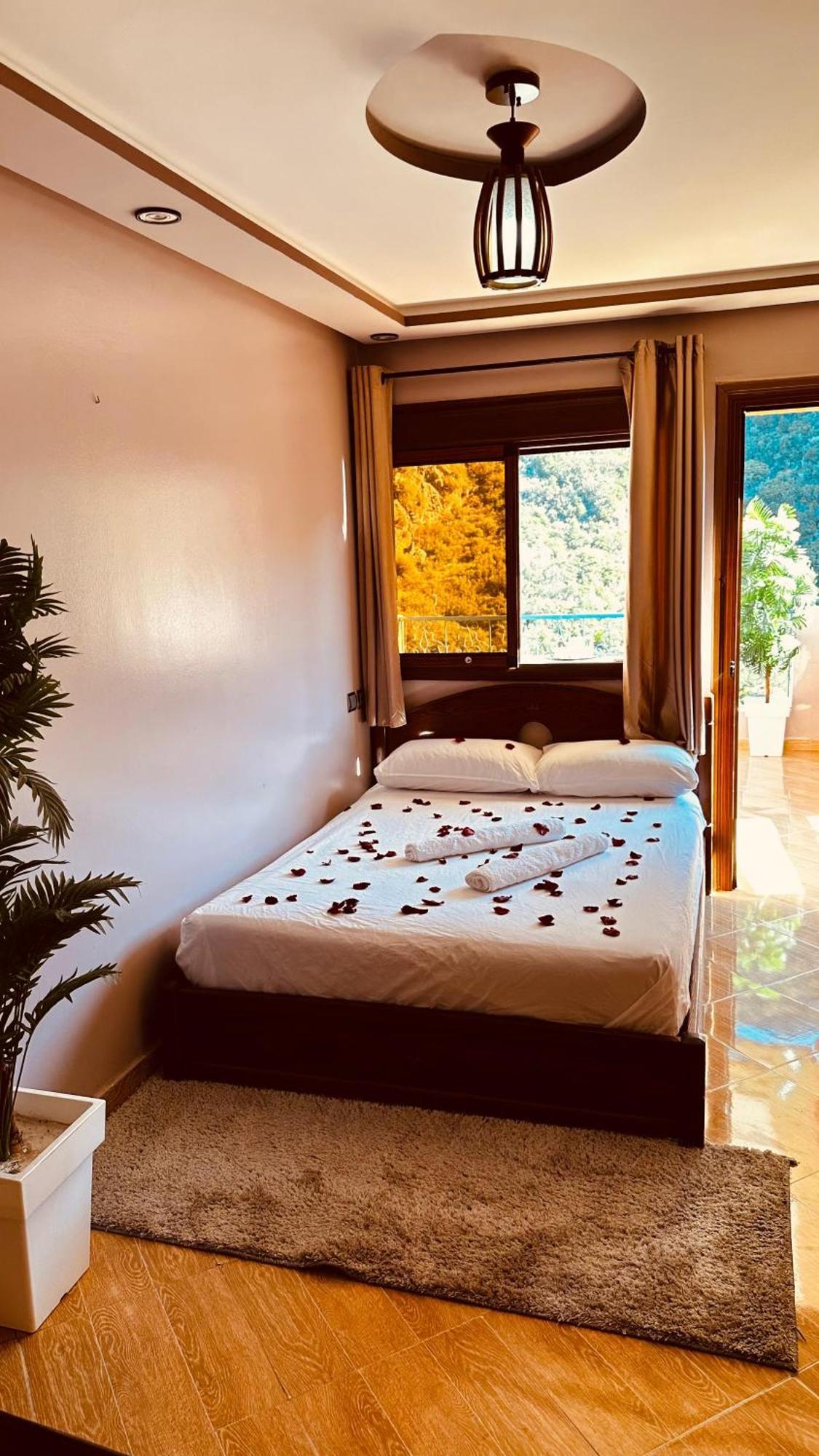 Hotel Nabil Akchour Экстерьер фото