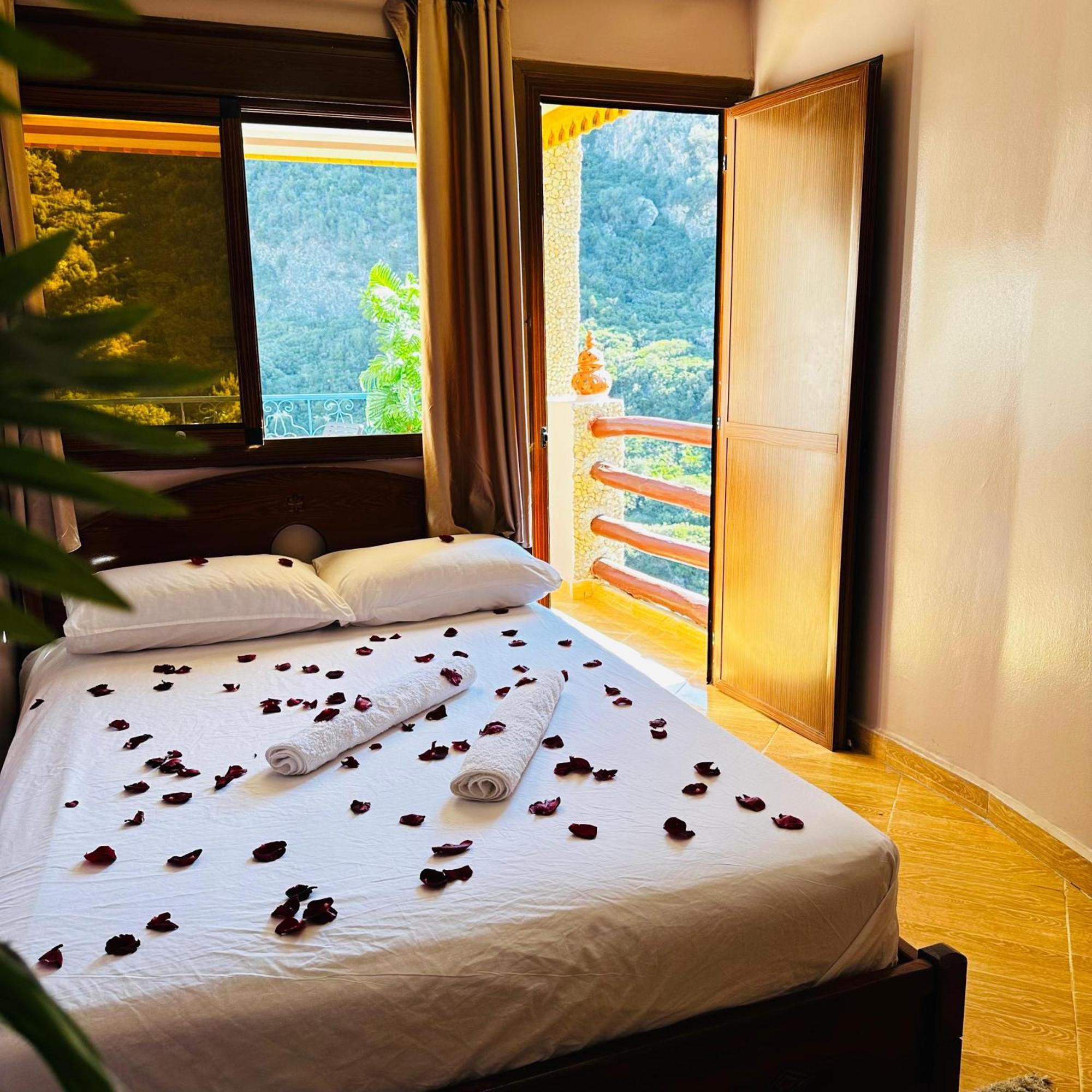 Hotel Nabil Akchour Экстерьер фото